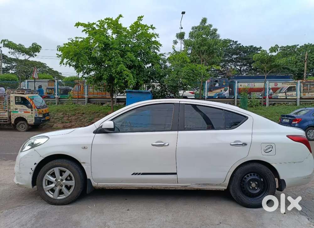 Nissan Sunny 2012 Diesel 166300 Km Driven