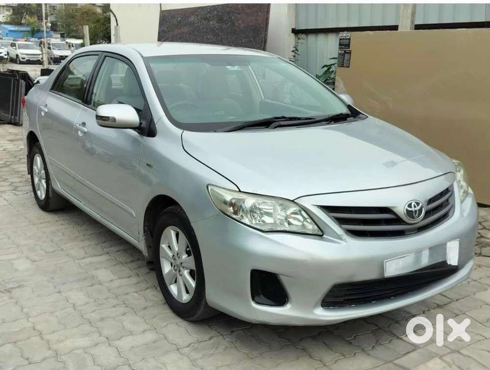 Toyota Corolla Altis 2012