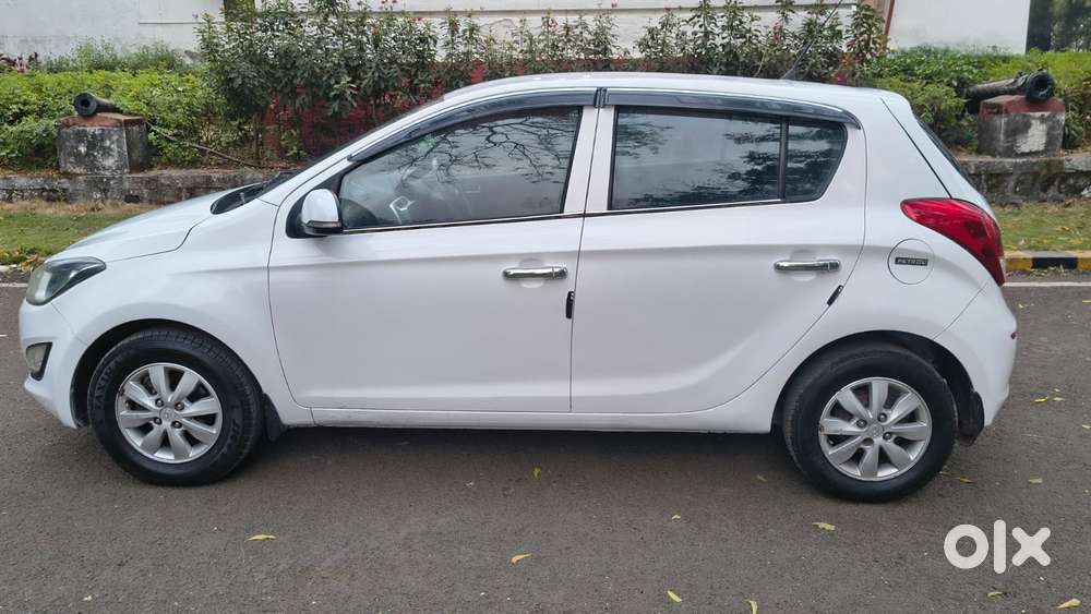 Hyundai I20 Sportz 1.2 Bs-iv, 2012, Cng & Hybrids