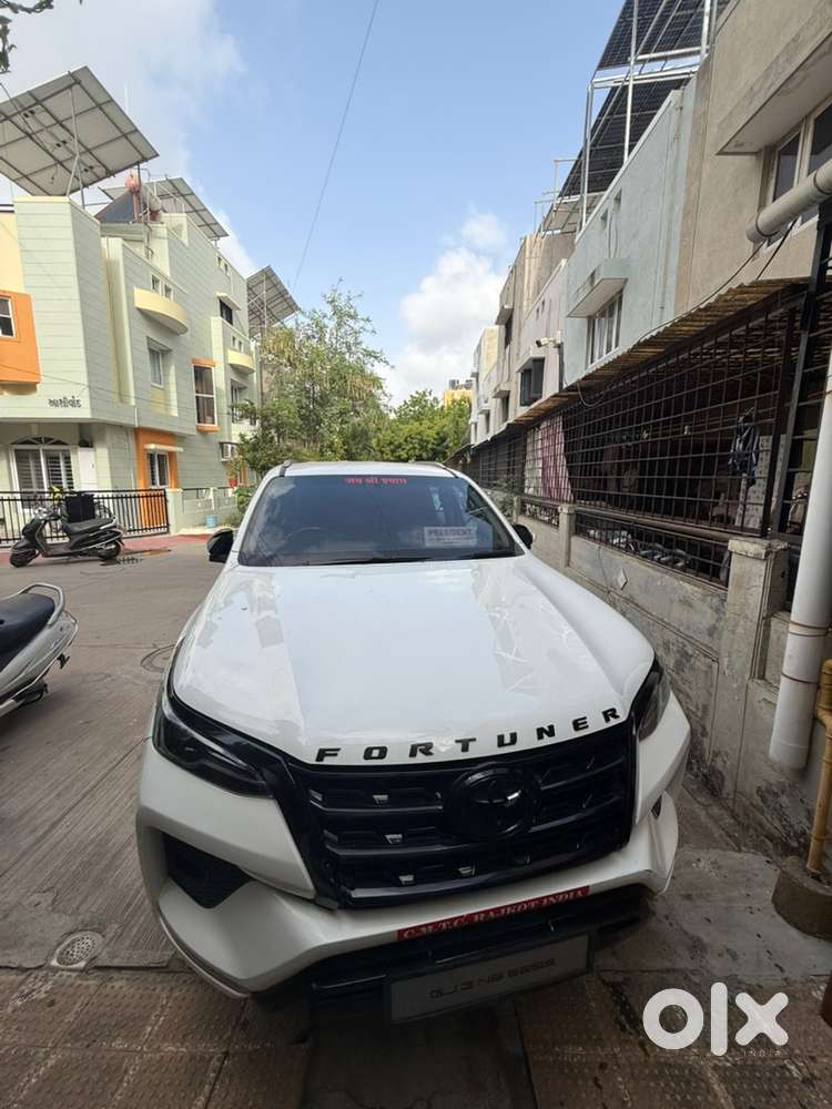 Toyota Fortuner Diesel 2023