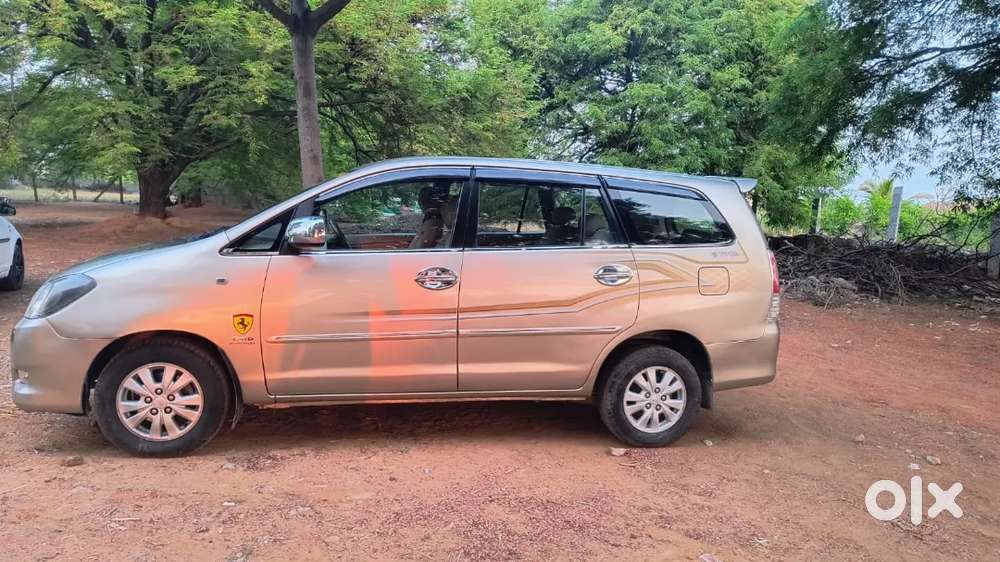 Toyota Innova Diesel 2011 Fourth