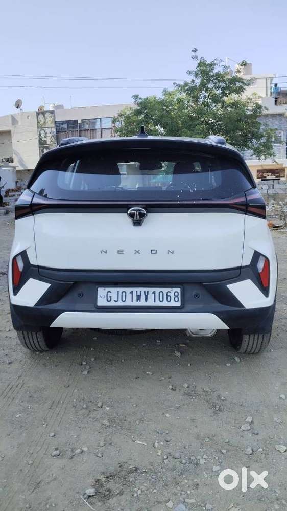 Tata Nexon Fearless Plus (ps) 1.2 Icng 6mt Red Dark Edition, 2024, C..