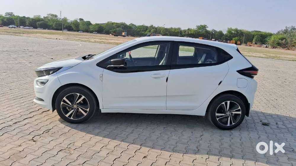 Tata Altroz 1.2 Xz (o), 2020, Petrol