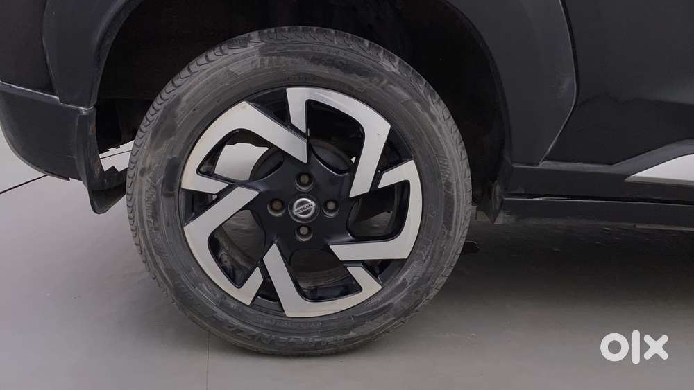 Nissan Magnite 1.0 Xv Premium Turbo Cvt, 2021, Petrol