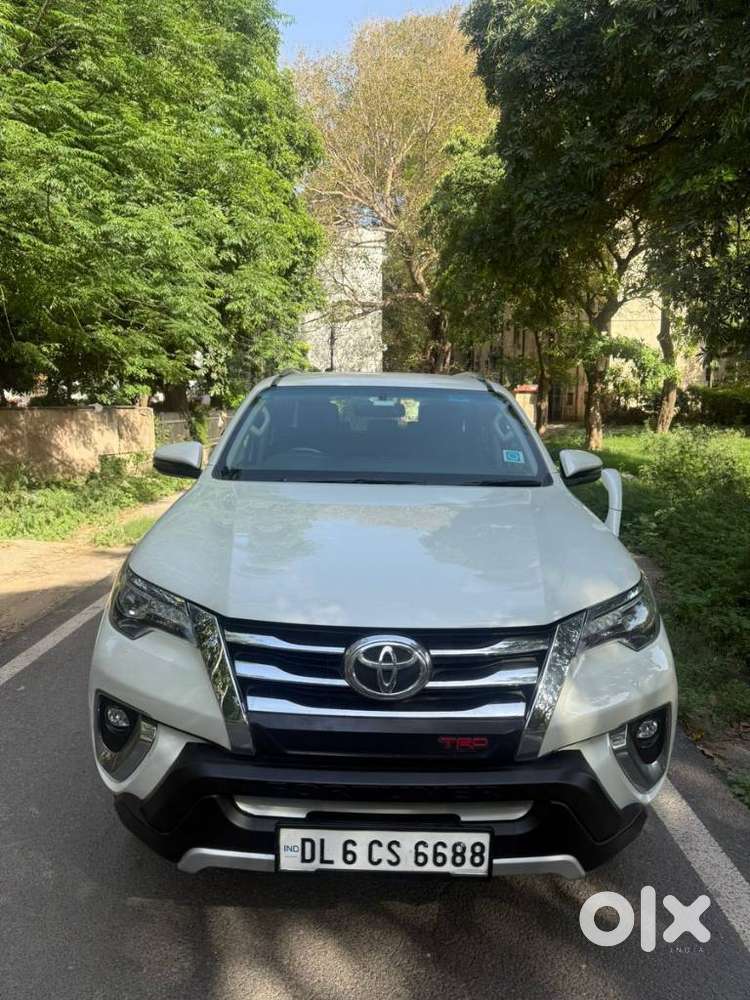 Toyota Fortuner 4x2 At 2.7 Petrol, 2020, Petrol