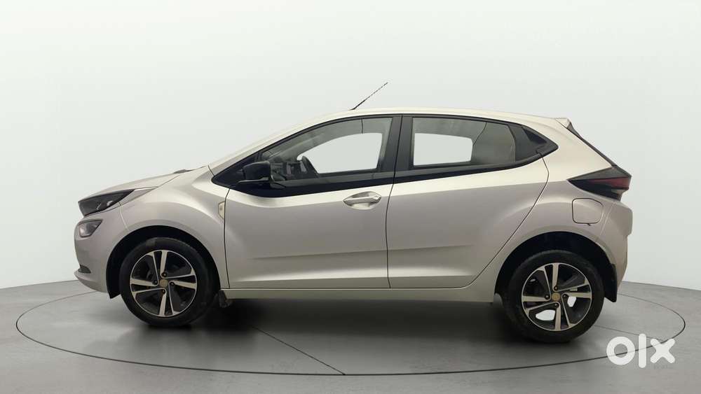 Tata Altroz Xz, 2020, Petrol