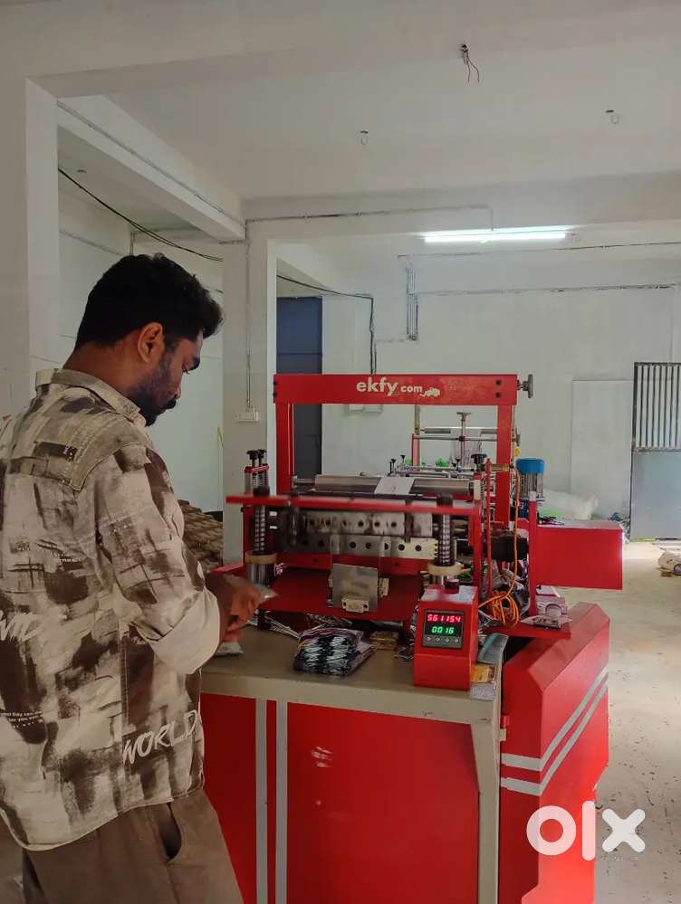 Silver pouch machine