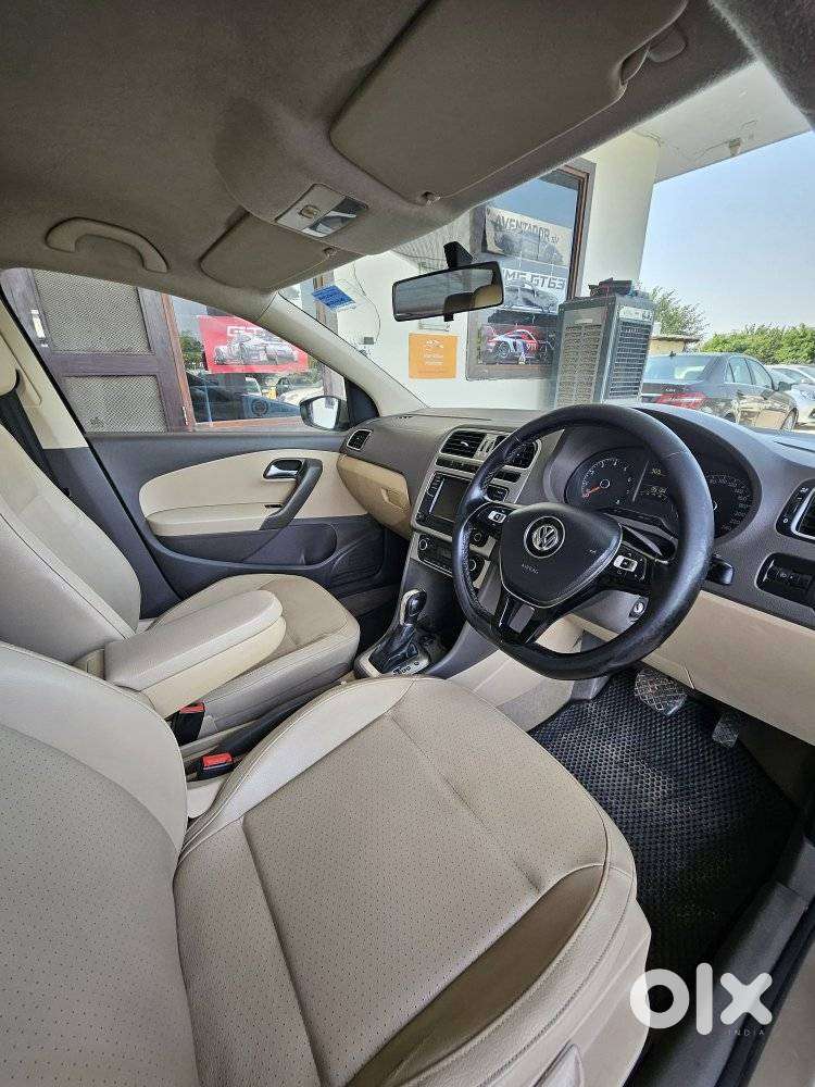 Volkswagen Vento 1.2 Tsi Highline At, 2016, Petrol