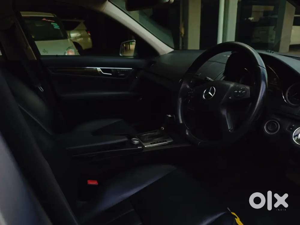 Mercedes-benz C-class 2011