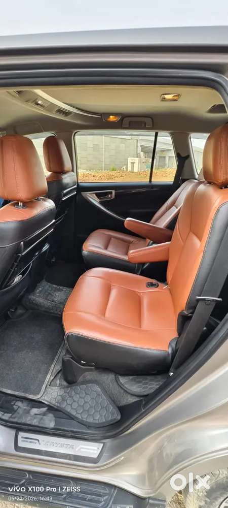 Toyota Innova Crysta 2022 Diesel Well Maintained