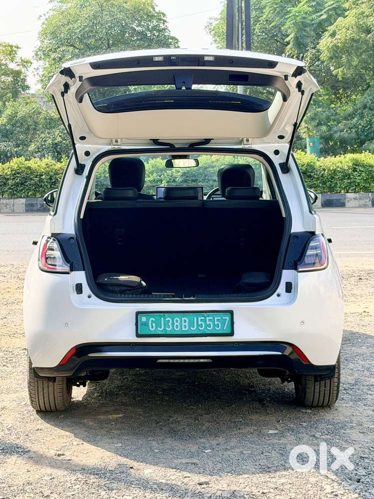 Mg Windsor Ev Essence, 2025, Electric