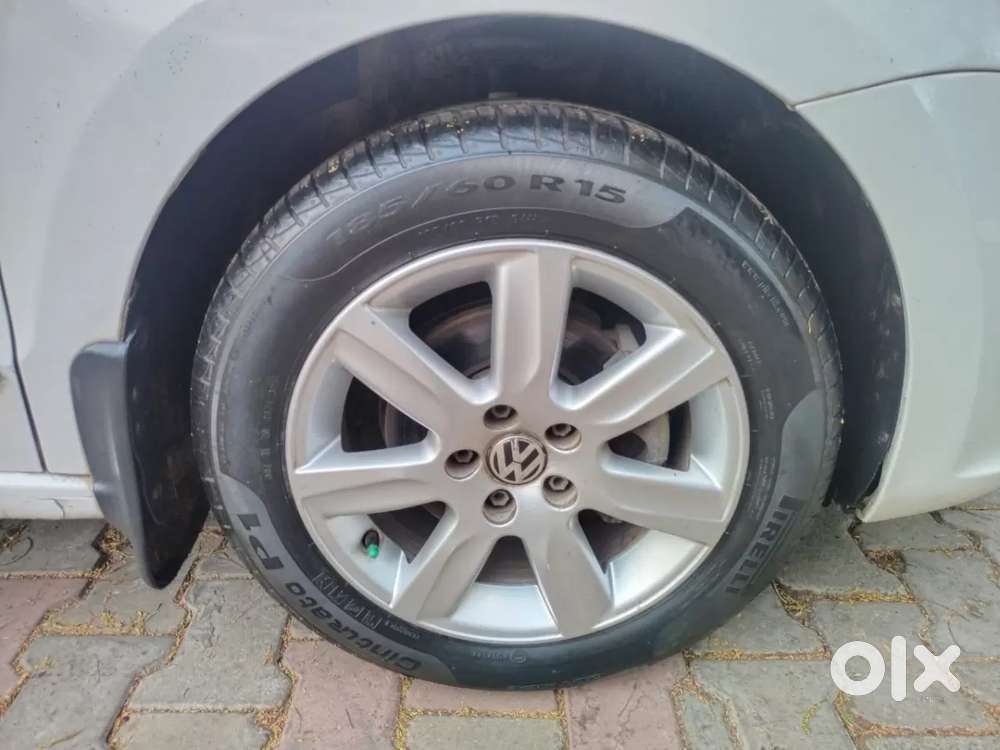 Volkswagen Vento 1.2l Tsi Highline Plus At Petrol, 2015, Petrol