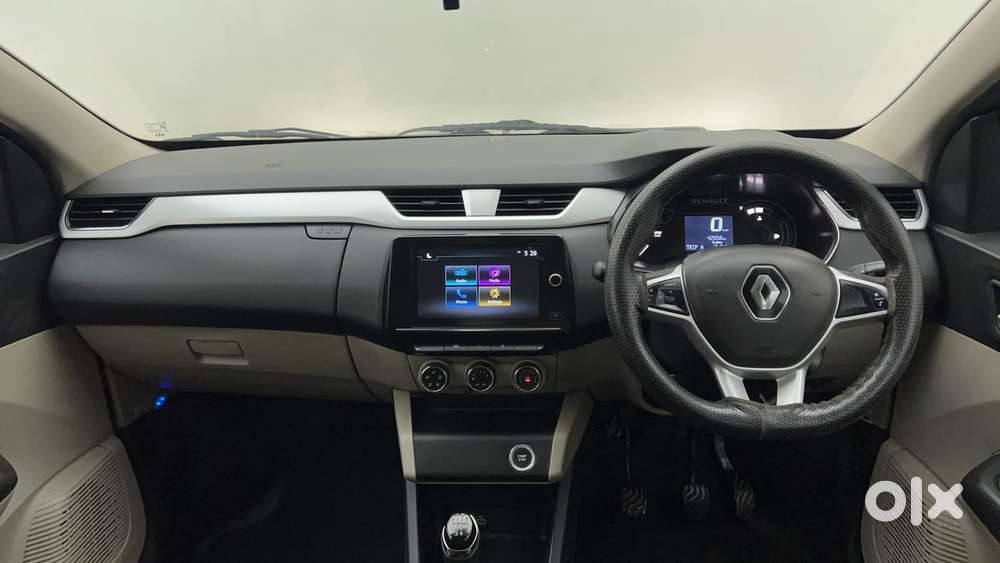 Renault Triber Rxz, 2022, Petrol