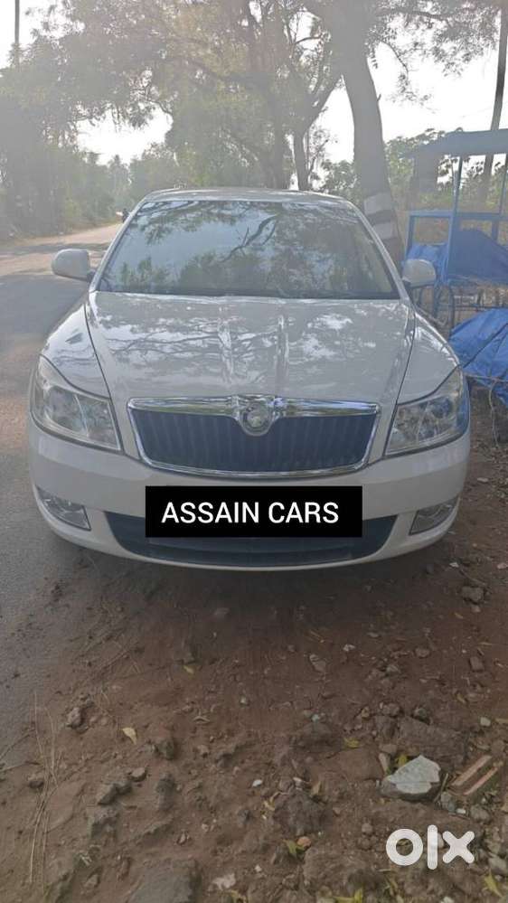 Skoda Laura 1.9 Tdi Mt Elegance, 2010, Diesel