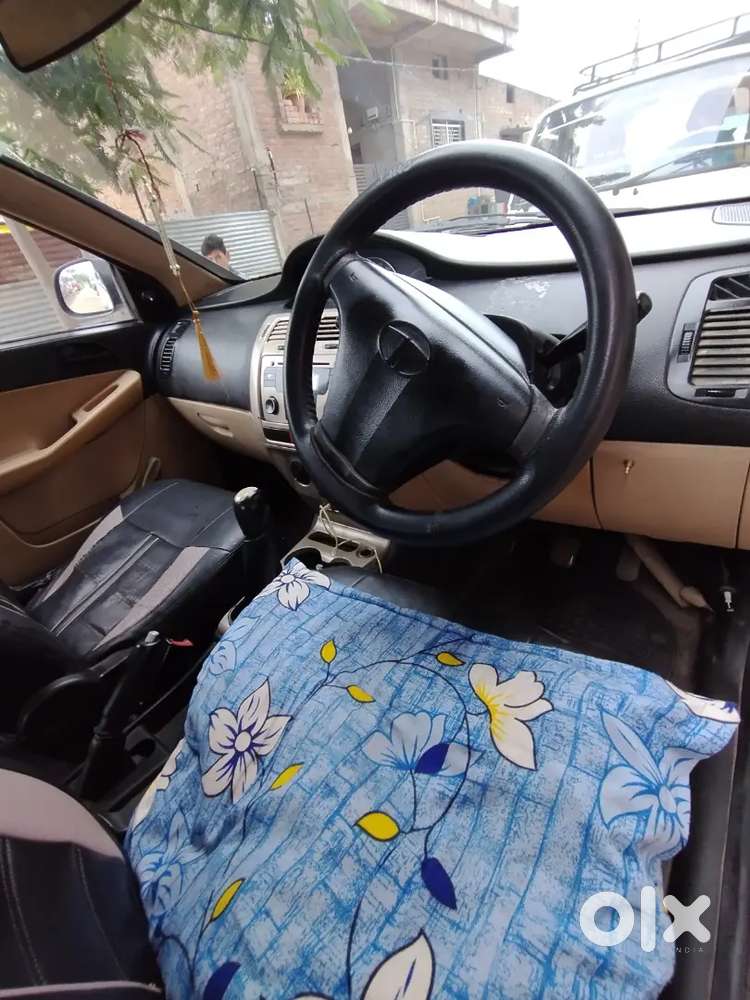 Tata Vista Tech Lx 2011
