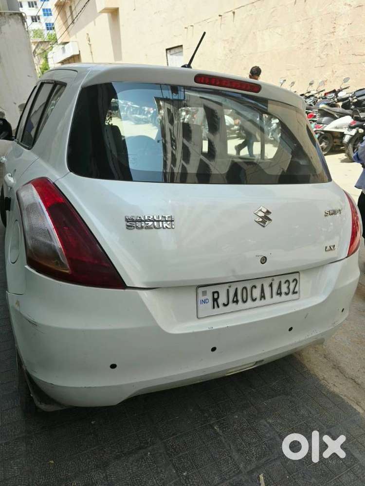 Maruti Suzuki Swift Lxi, 2014, Petrol