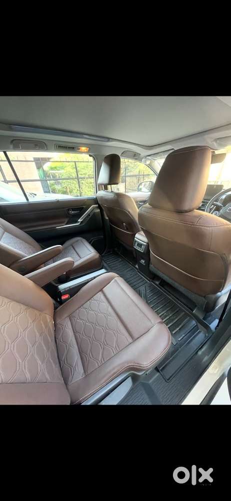 Toyota Innova Hycross 2023 Hybrid Automatic