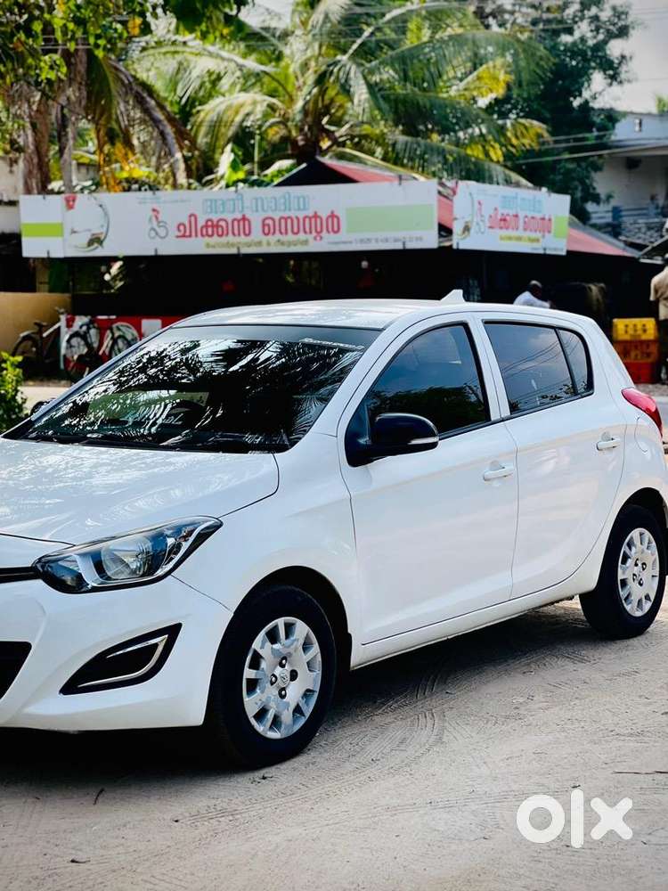 Hyundai I20 2013 Petrol Well Maintained