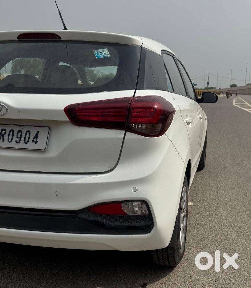 Hyundai New I20 1.2 Magna Mt, 2020, Cng & Hybrids