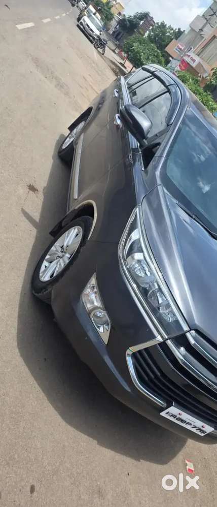 Toyota Innova Crysta 2018