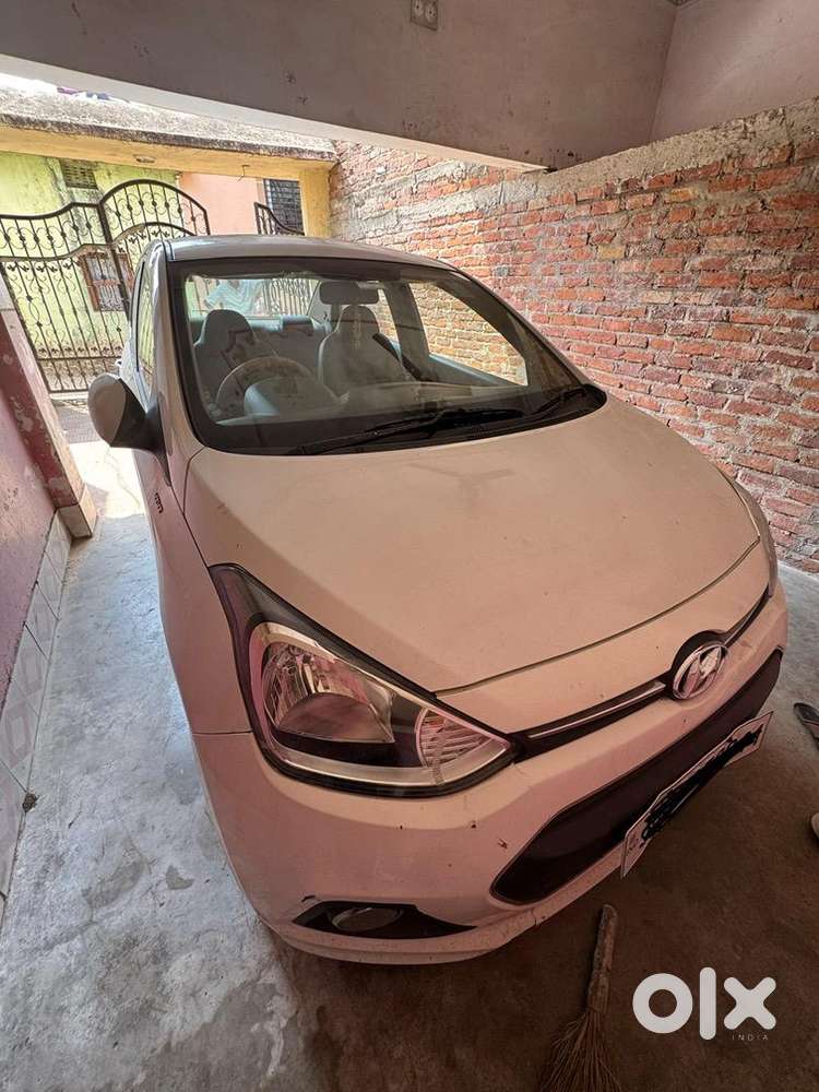 Hyundai Xcent 2017 Petrol Well Maintained