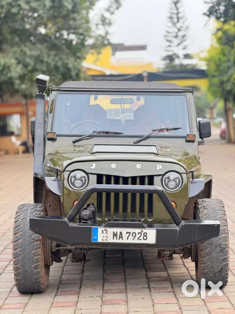 Mahindra Jeep Classic 2004