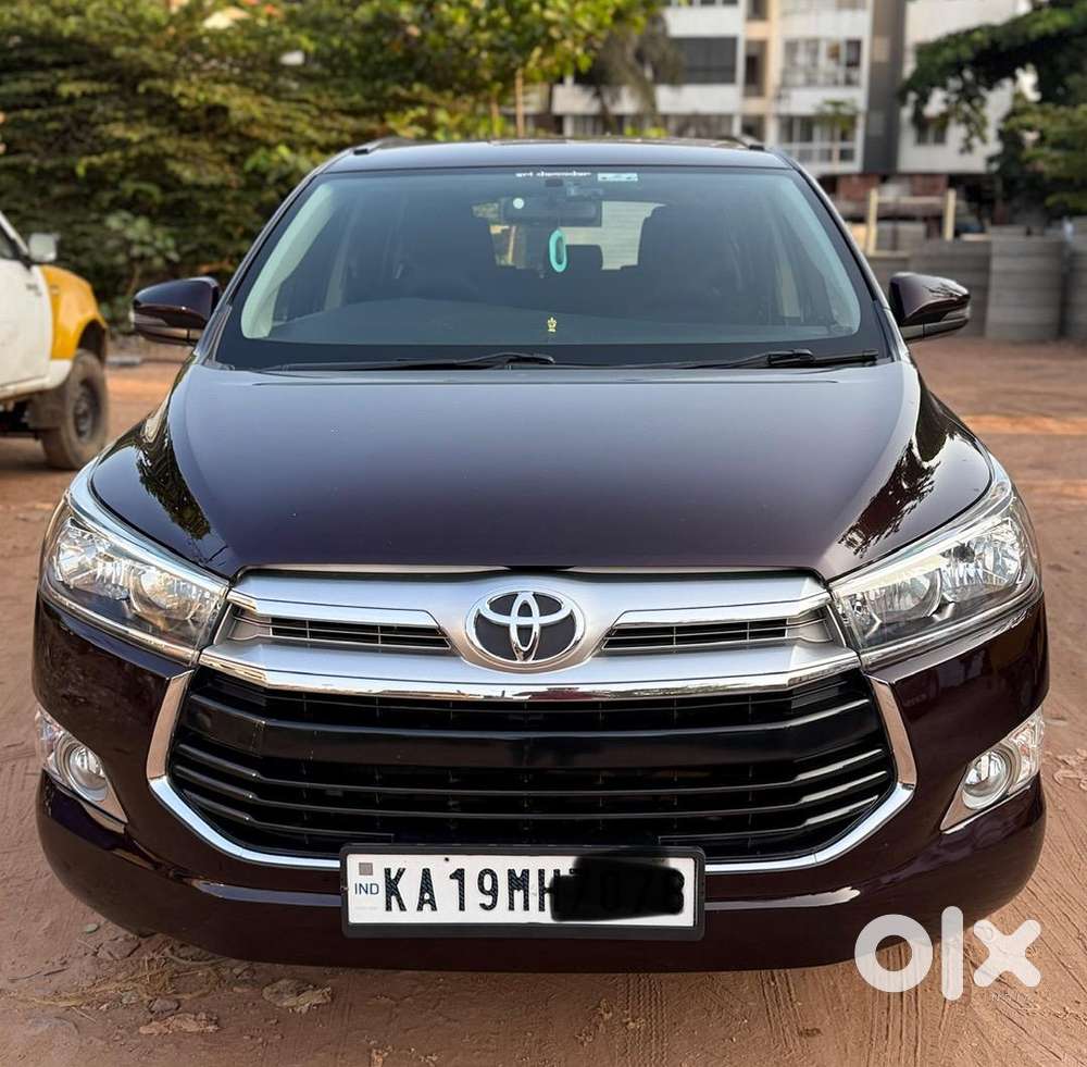 Toyota Innova Crysta 2017 Diesel 32000 Km Driven
