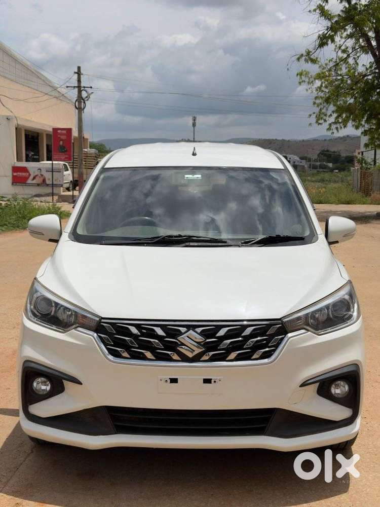 Maruti Suzuki Ertiga 1.5 Zxi Plus Shvs, 2022, Petrol