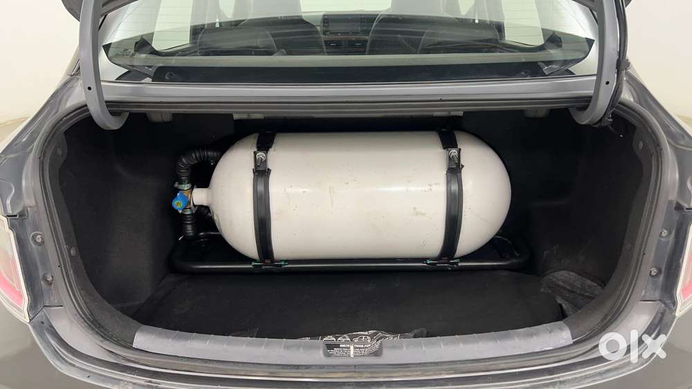 Hyundai Aura 1.2 Sx Cng, 2023, Cng & Hybrids