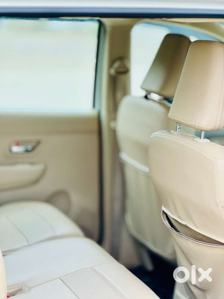 Maruti Suzuki Ertiga, 2023, Petrol