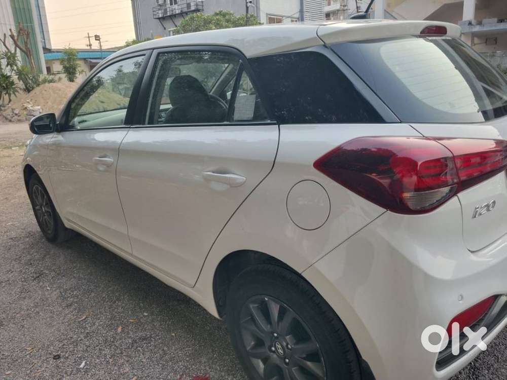 Hyundai Grand I10 Asta 1.2 At Vtvt, 2018, Petrol