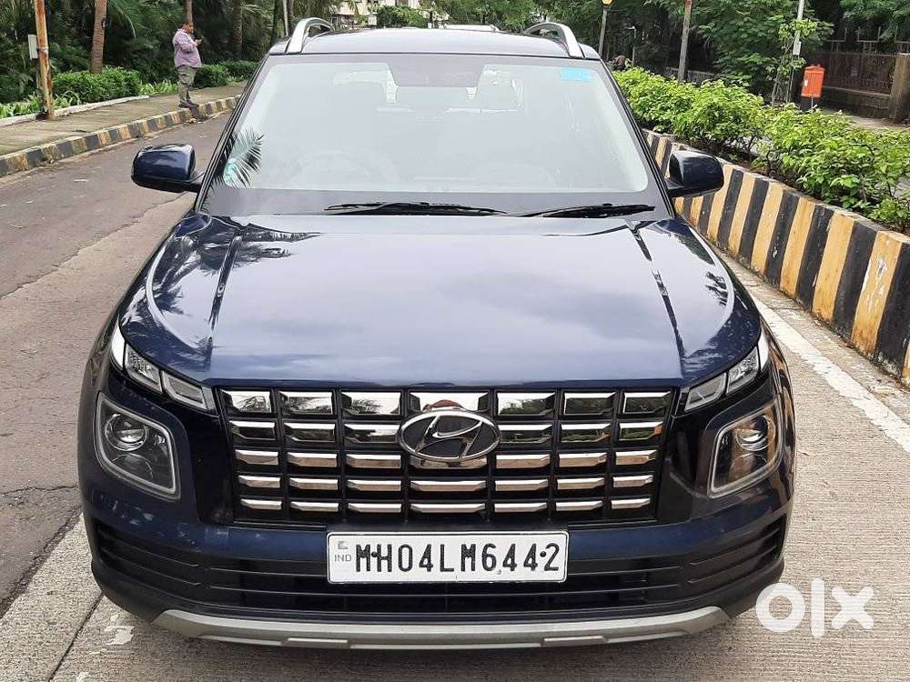 Hyundai Venue 1.0 S (o) Turbo Dct, 2023, Petrol