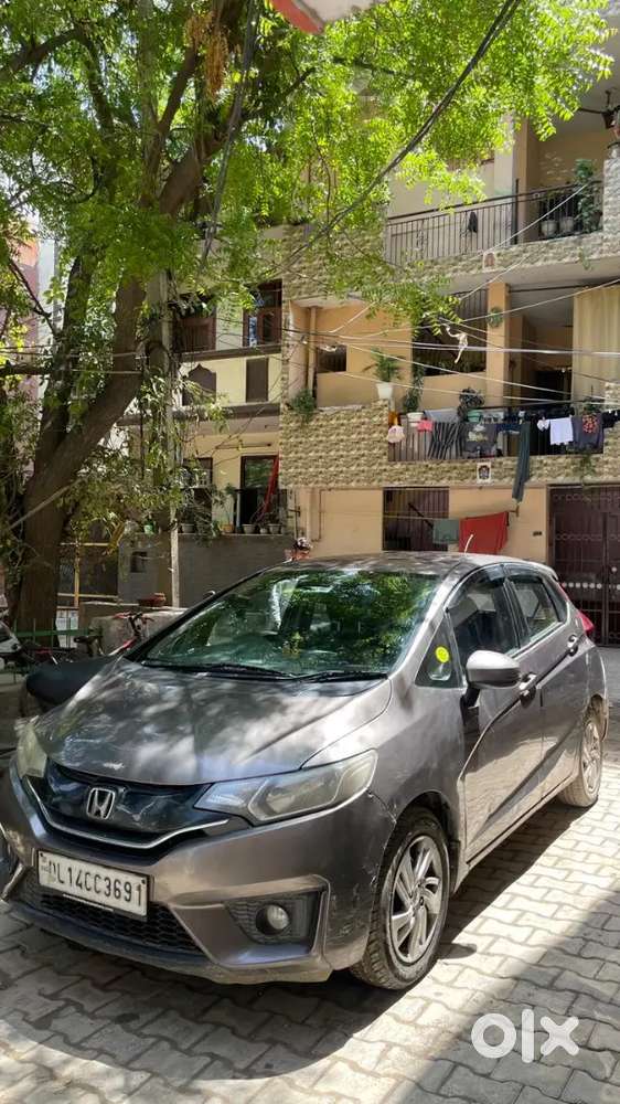 Cng On Paper
Scraches On Doors , Well Maintained From Engine.