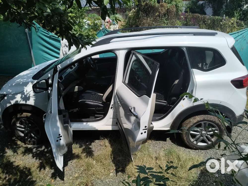 Renault Triber Petrol 2024