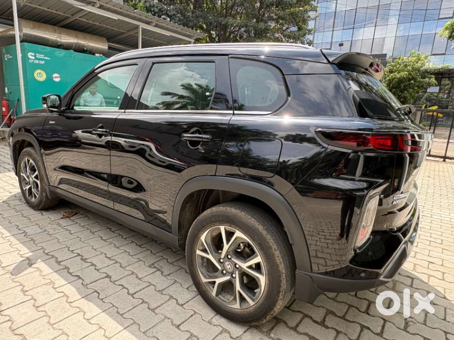 Toyota Urban Cruiser Hyryder 1.5 V Hybrid, 2025, Petrol