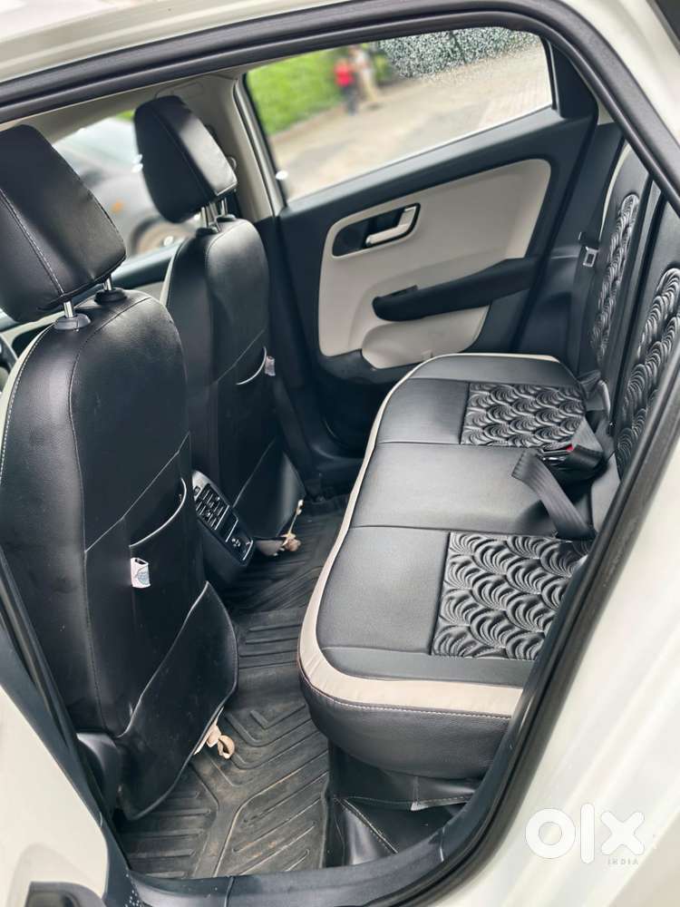 Tata Altroz 1.2 Xz Plus Dark Edition, 2023, Petrol