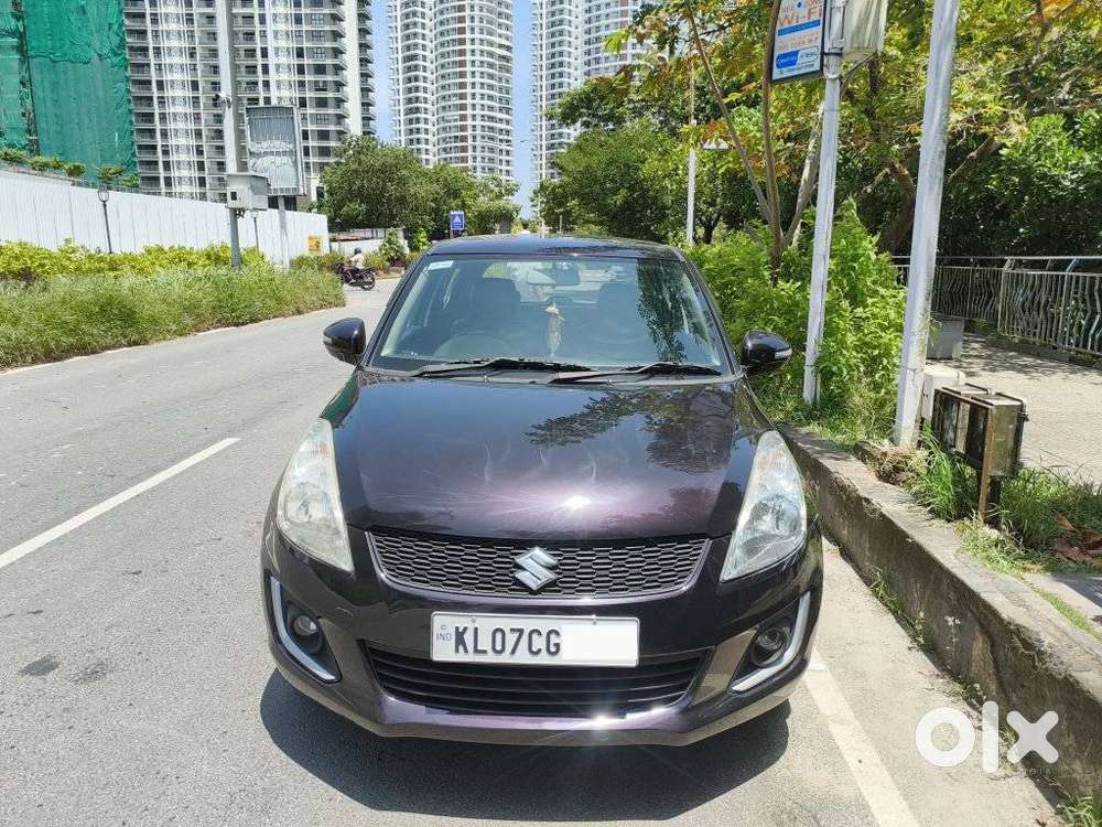Maruti Suzuki Swift Vxi Optional, 2016, Petrol