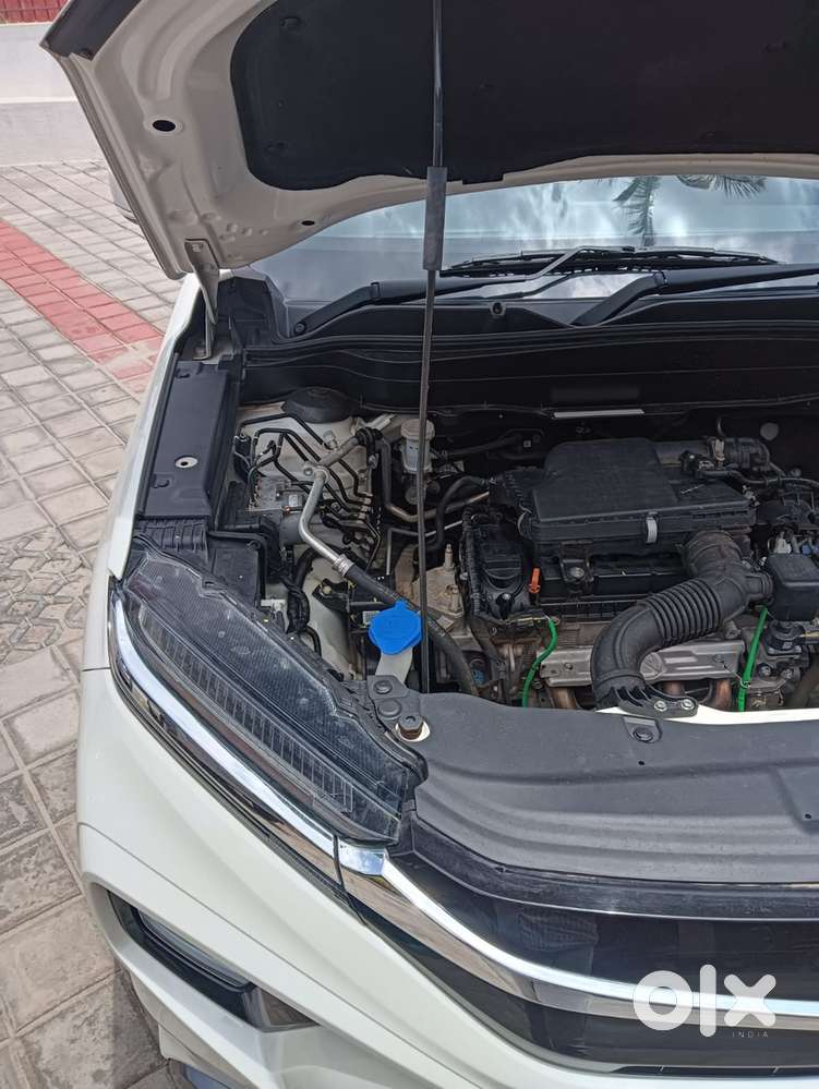 Toyota Urban Cruiser Hyryder Petrol Well Maintained