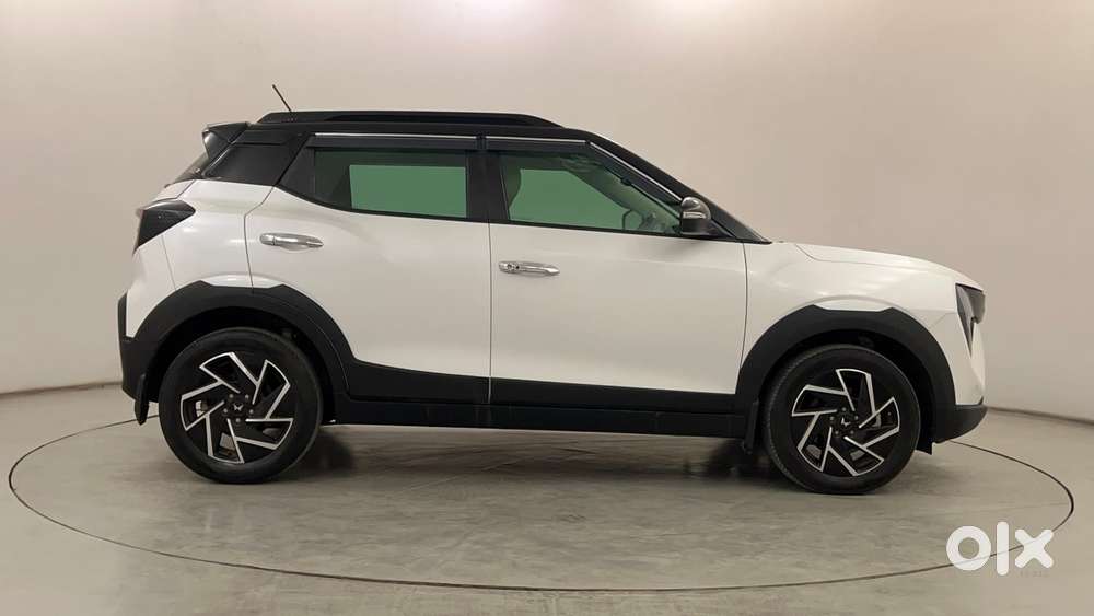 Mahindra Xuv 3xo Ax7l Petrol Mt, 2024, Petrol