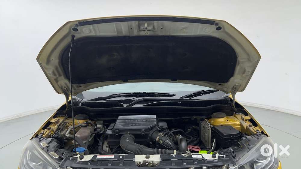 Maruti Suzuki Vitara Brezza Zdi+ Dual Tone Mt, 2017, Diesel
