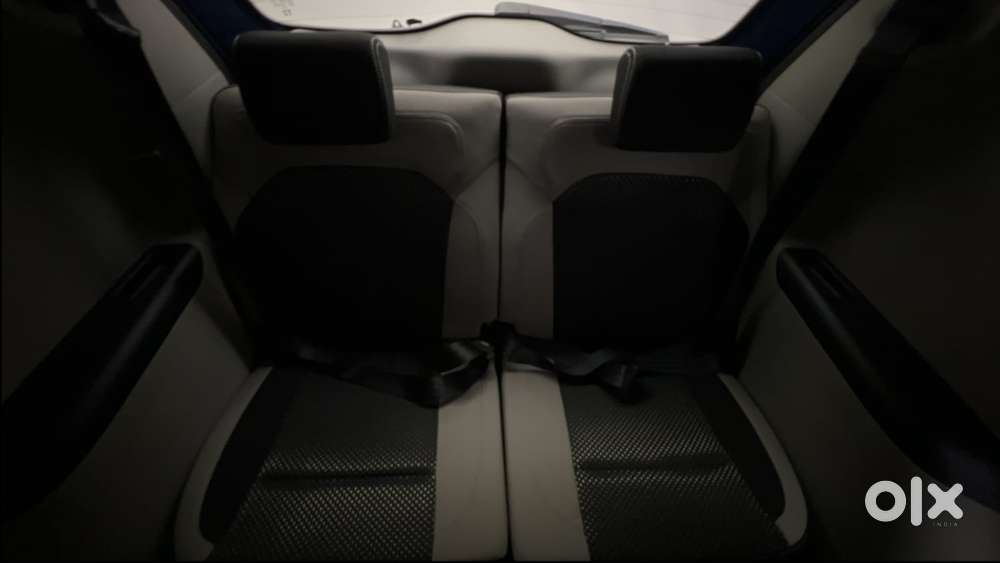 Renault Triber Rxz Easy-r Amt, 2022, Petrol