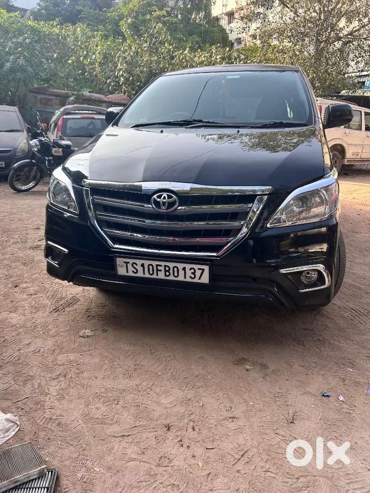 Toyota Innova Dec 2013 Model, Diesel Well Maintained