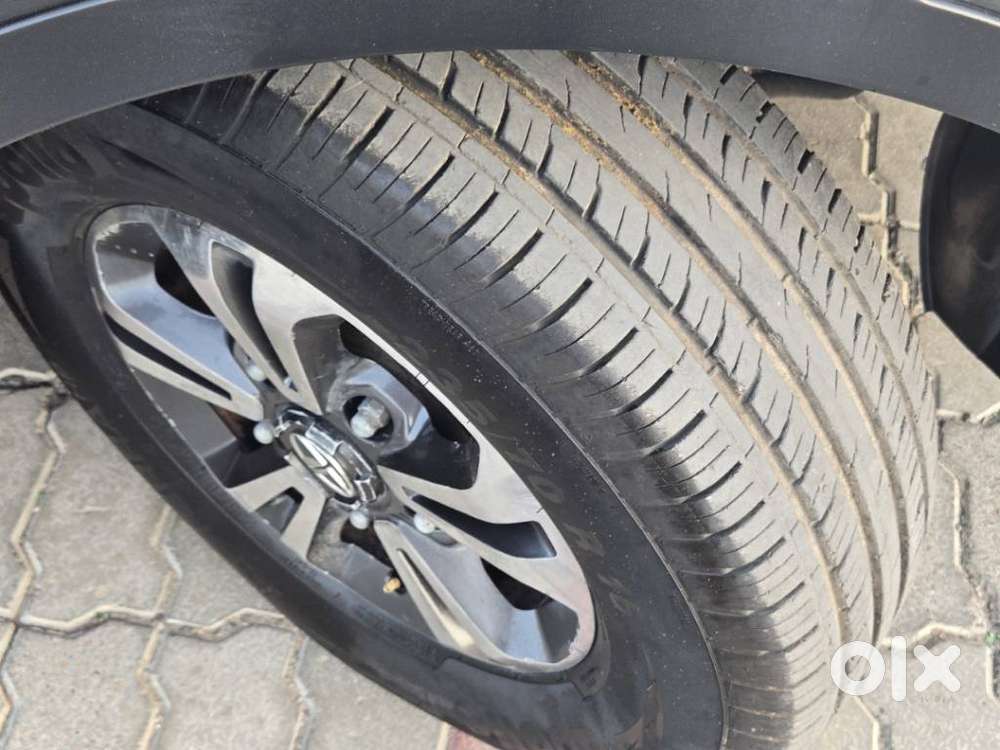 Tata Hexa Xe, 2018, Diesel