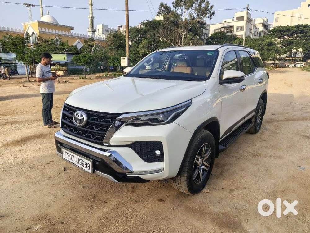 Toyota Fortuner 4x2 At 2.8 Diesel, 2022, Diesel