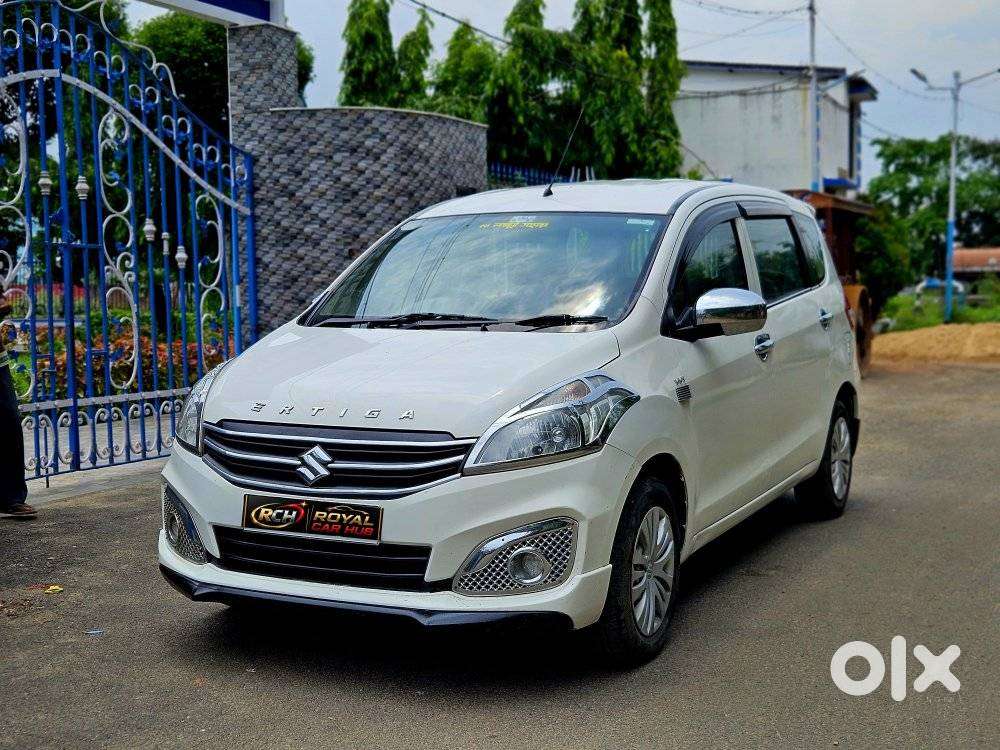 Maruti Suzuki Ertiga Lxi, 2017, Petrol