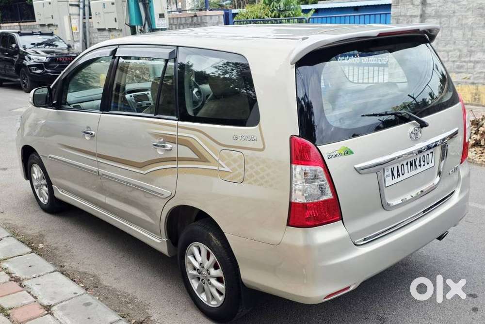 Toyota Innova 2.5 V 7 Str, 2013, Diesel