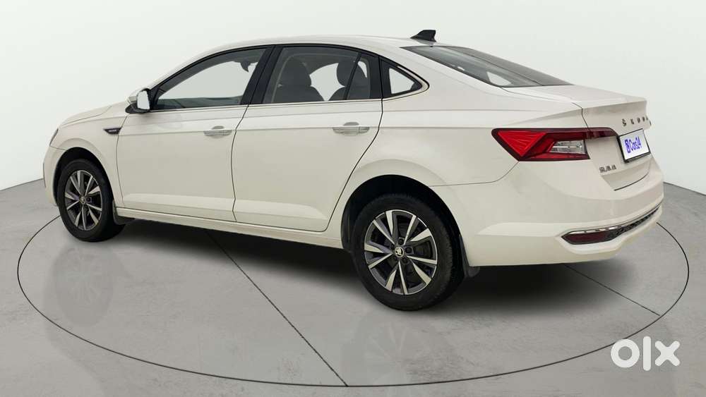 Skoda Slavia Style 1.0l Tsi Mt, 2022, Petrol