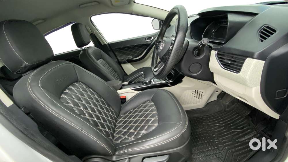 Tata Nexon 1.2 Revotron Xza Plus Dualtone, 2021, Petrol