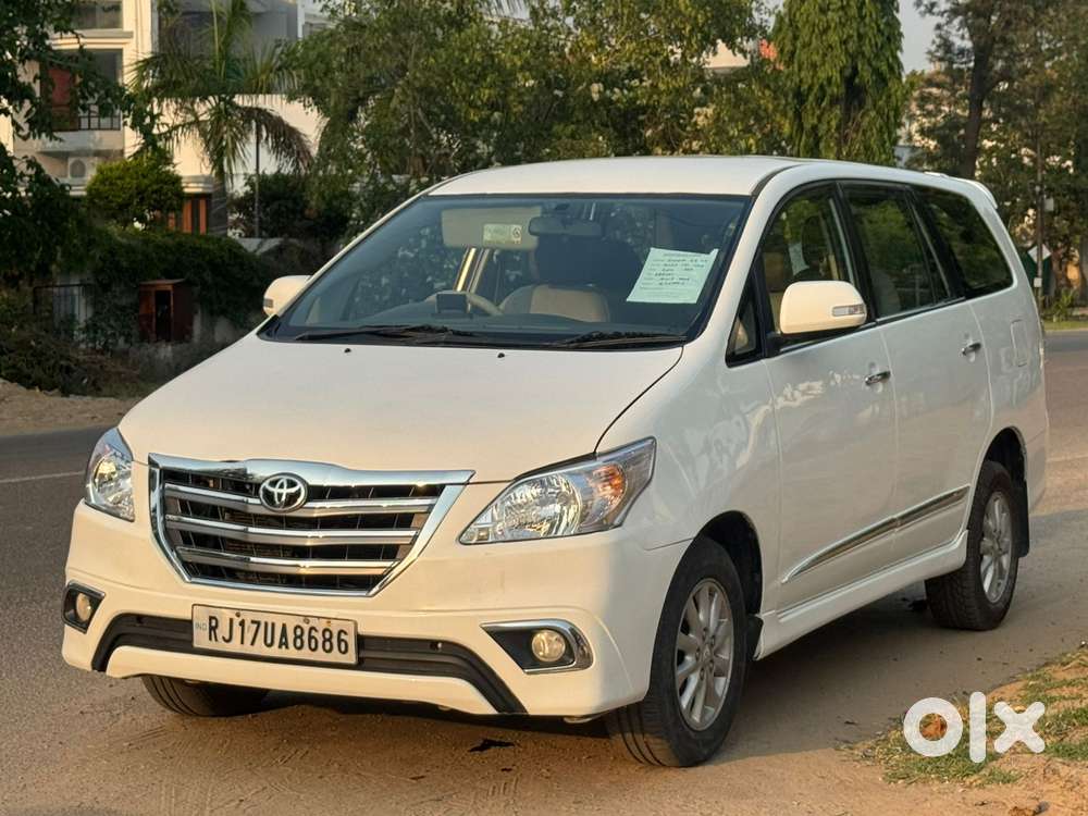 Toyota Innova 2.5 Vx 7 Seater Bs Iv, 2014, Diesel