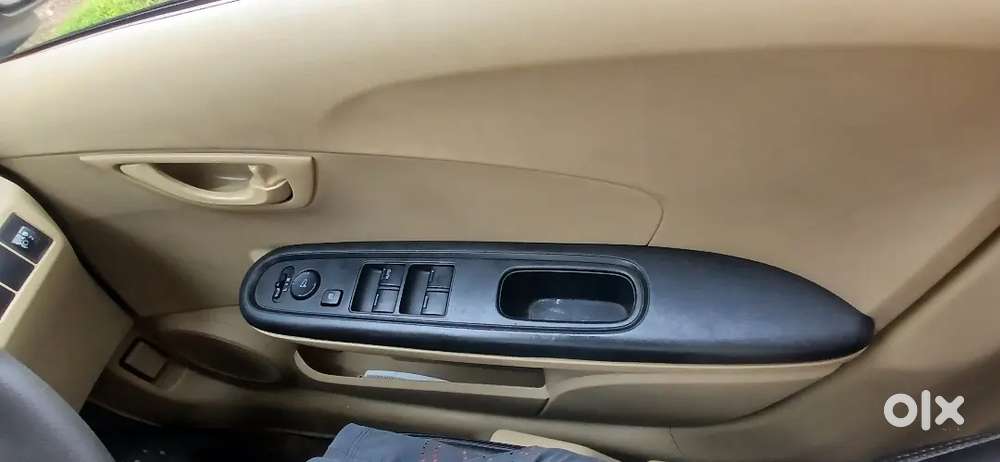 Honda Amaze 1.2 S 2016 Petrol Manual